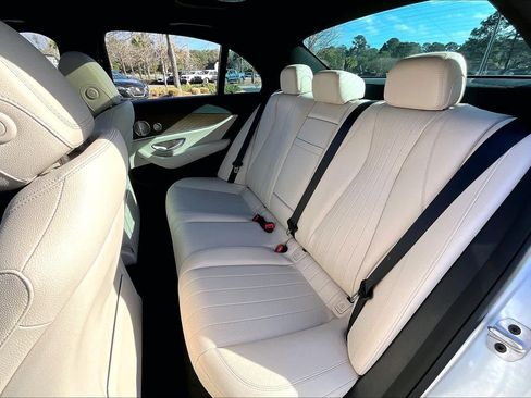 Used 2022 Mercedes-Benz E 350 4MATIC Sedan w/ Driver Assistance Package image 20