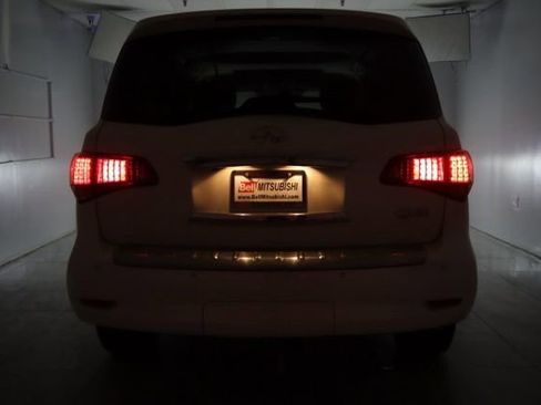 Used 2016 INFINITI QX80 4WD w/ All Season Package image 41