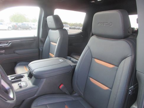 New 2026 GMC Sierra 1500 AT4 w/ AT4 Premium Package image 17