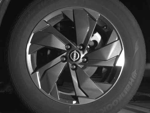 Used 2025 Nissan Rogue SV image 14