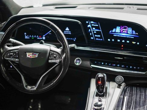 Used 2023 Cadillac Escalade ESV Sport image 15