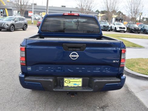 Used 2023 Nissan Frontier SV w/ SV Convenience Package image 8
