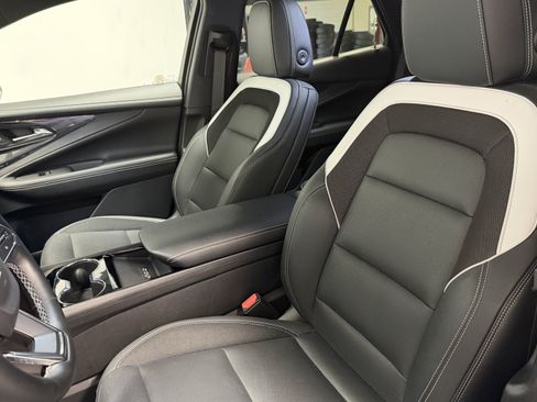 Used 2024 Chevrolet Blazer EV LT AWD/4WD image 18