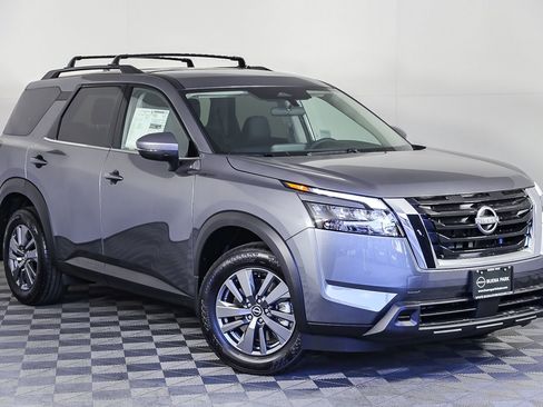 New 2025 Nissan Pathfinder SV image 1