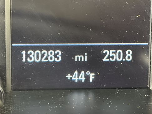 Used 2016 Audi Q5 2.0T Premium Plus w/ Technology Package image 5