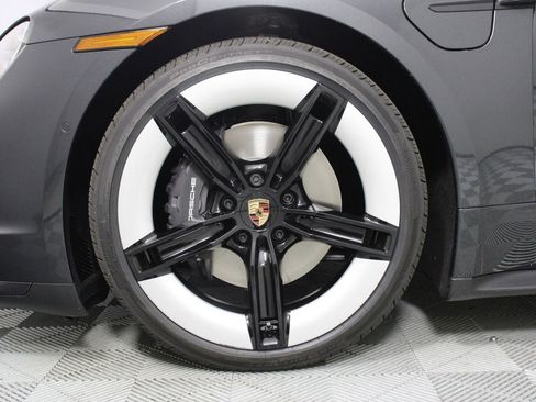 New 2026 Porsche Taycan image 16