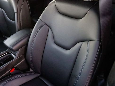 New 2026 Jeep Compass Limited AWD/4WD image 25
