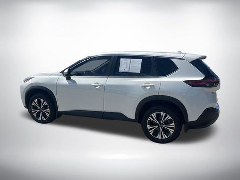 Used 2023 Nissan Rogue SV FWD image 4