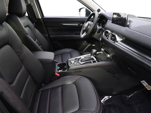 New 2025 MAZDA CX-5 Carbon Edition image 16