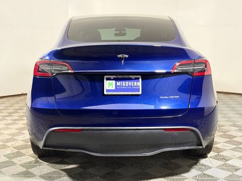Used 2023 Tesla Model Y AWD image 5