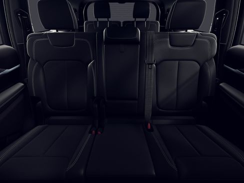 New 2026 Jeep Grand Cherokee L 4WD image 3