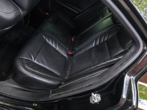 Used 2016 Dodge Charger SRT w/ Harman/Kardon Audio Group image 15