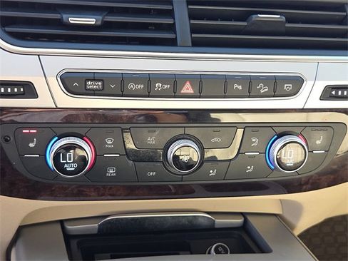 Used 2019 Audi Q7 2.0T Premium w/ Convenience Package image 21