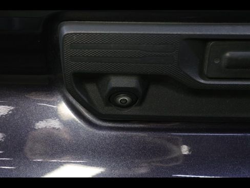 Used 2022 Chevrolet Silverado 1500 Custom Trail Boss w/ LPO, Dark Essentials Package image 21