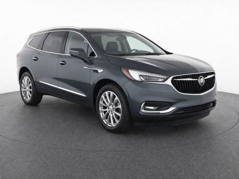 Used 2018 Buick Enclave Premium w/ Experience Buick Package AWD/4WD image 2