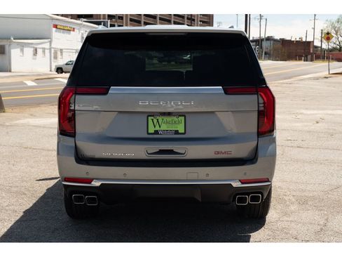 New 2026 GMC Yukon XL Denali image 6