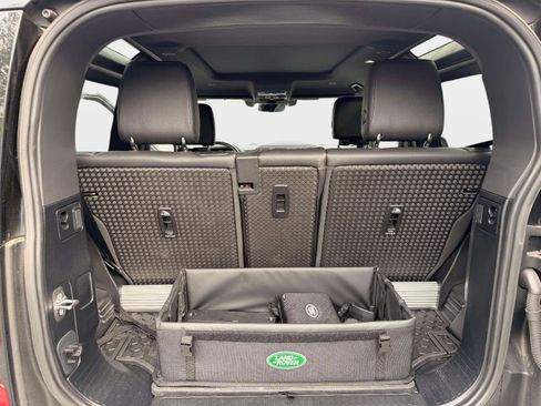 Used 2024 Land Rover Defender 90 S AWD/4WD image 15