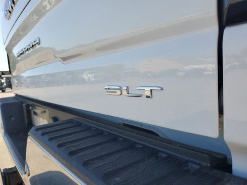 New 2026 GMC Sierra 1500 SLT w/ SLT Premium Plus Package image 9
