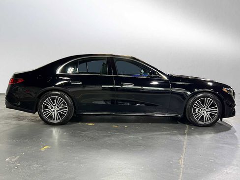 New 2026 Mercedes-Benz E 350 4MATIC Sedan image 2