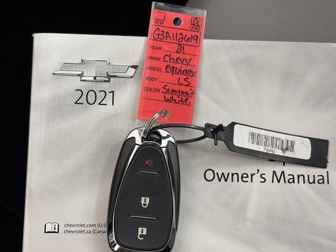 Certified 2021 Chevrolet Equinox LS image 31
