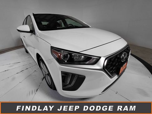 Used 2022 Hyundai Ioniq SE FWD image 1