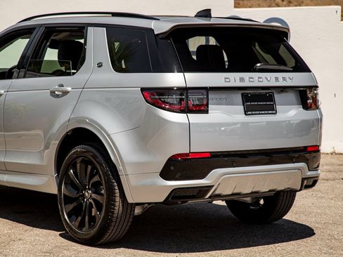 New 2024 Land Rover Discovery Sport S image 10