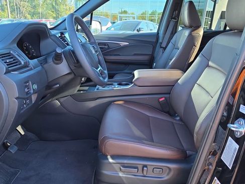 Used 2024 Honda Ridgeline RTL image 10