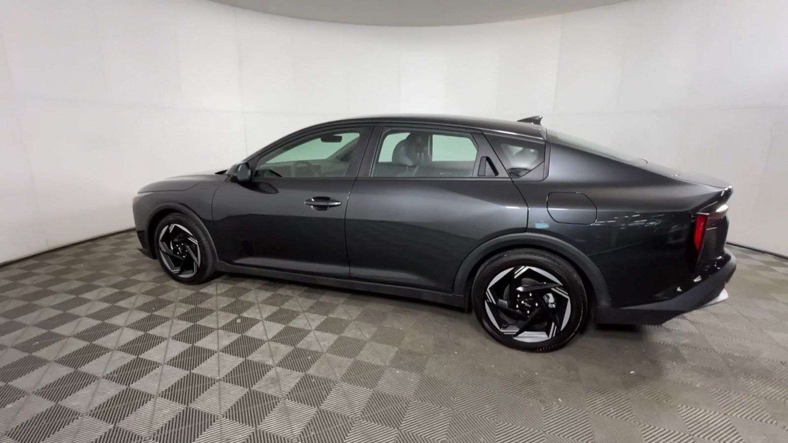 Used 2025 Kia K4 EX FWD image 12