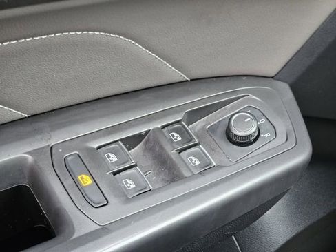 Used 2023 Volkswagen Atlas SE image 21