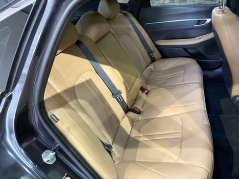 Used 2021 Hyundai Sonata Limited w/ Winter Weather Package FWD image 33