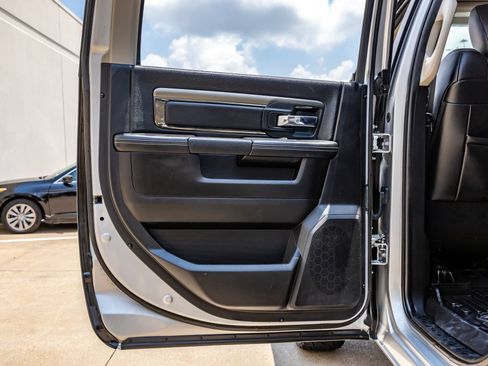 Used 2018 RAM 2500 Lone Star w/ Sport Appearance Group AWD/4WD image 36