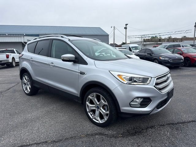 Used 2018 Ford Escape Titanium w/ Ford Safe & Smart Package AWD/4WD image 5
