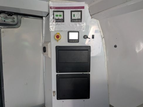 Used 2021 Mercedes-Benz Sprinter 4500 w/ Parking Package image 32