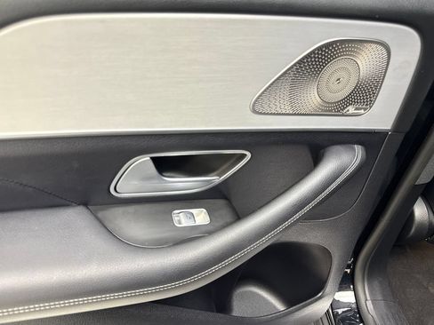 Used 2021 Mercedes-Benz GLE 350 4MATIC image 37