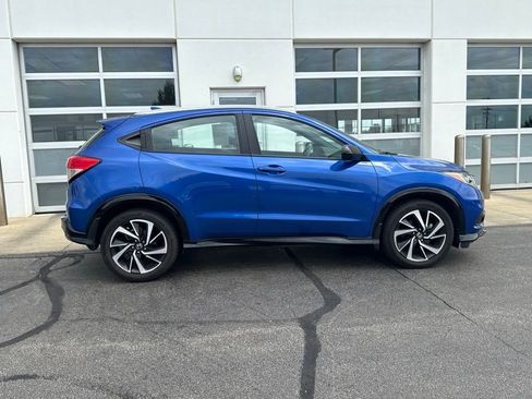 Used 2019 Honda HR-V Sport image 3