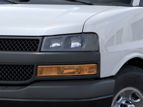 New 2026 Chevrolet Express 2500 w/ Driver Convenience Package RWD image 10