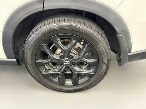 Used 2024 Honda HR-V Sport image 11