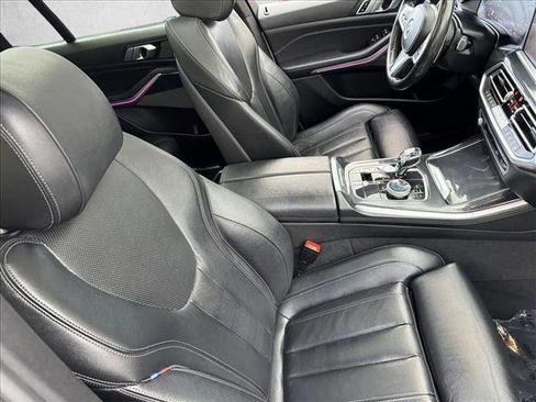 Used 2019 BMW X5 xDrive40i w/ M Sport Package image 18