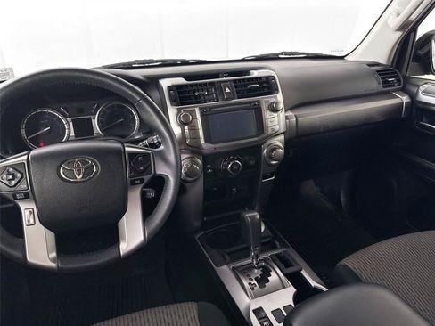 Used 2019 Toyota 4Runner SR5 AWD/4WD image 29