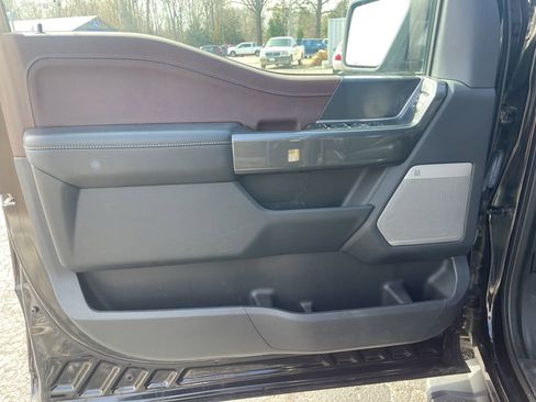 Used 2022 Ford F150 Lariat w/ Max Trailer Tow Package image 15