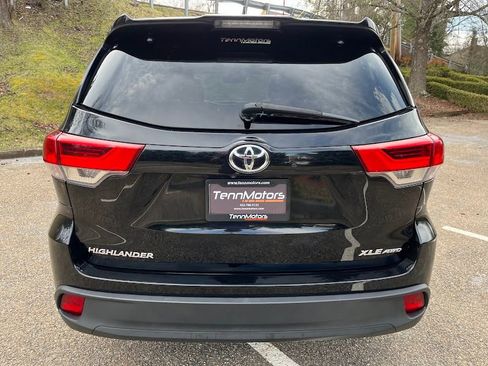 Used 2018 Toyota Highlander XLE image 45