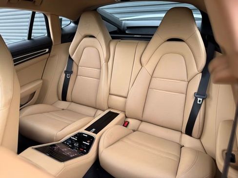 Certified 2023 Porsche Panamera Platinum Edition RWD image 32