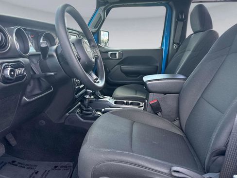 Used 2021 Jeep Wrangler Sport AWD/4WD image 13