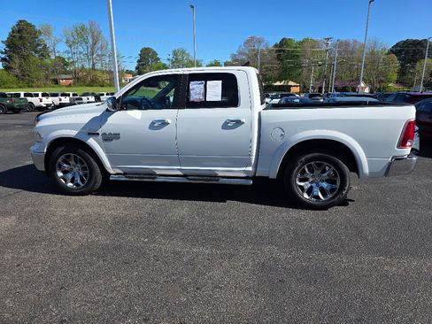 Used 2019 RAM 1500 Laramie w/ Convenience Group RWD image 6