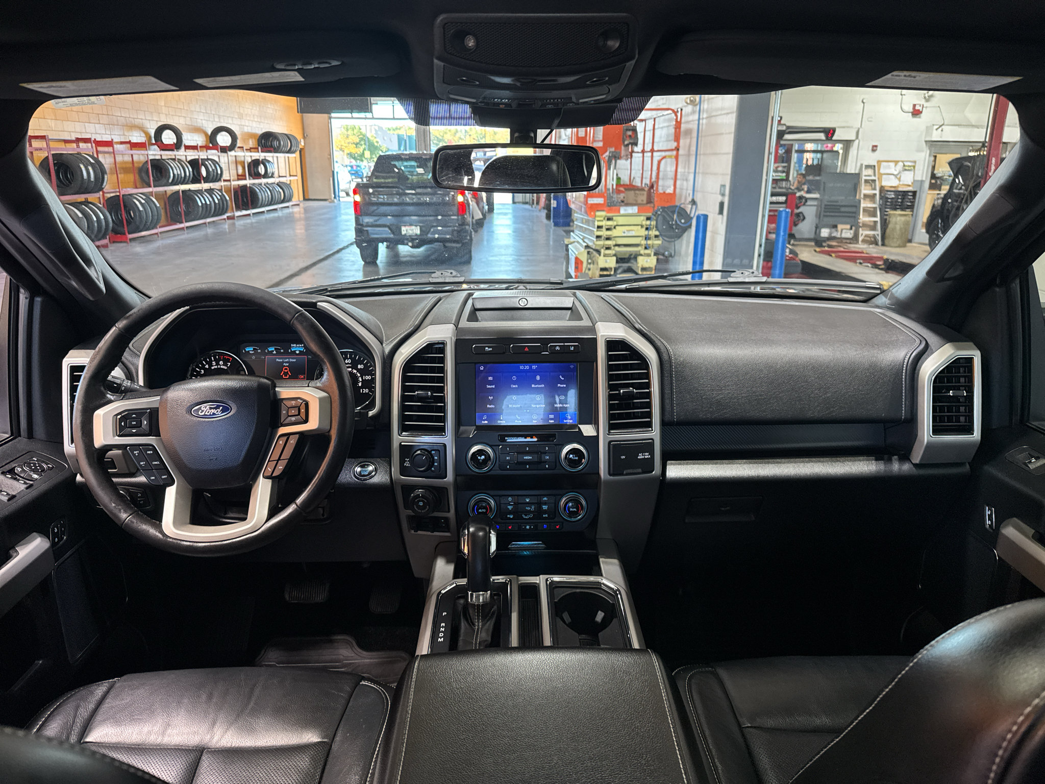 Used 2020 Ford F150 Lariat w/ Equipment Group 502A Luxury AWD/4WD image 15