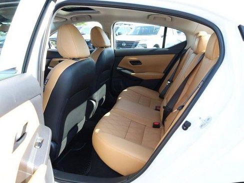 Used 2024 Nissan Sentra SV w/ SV Premium Package FWD image 20