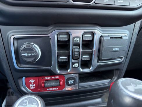 Used 2022 Jeep Wrangler Unlimited Rubicon 4xe w/ Cold Weather Group image 27