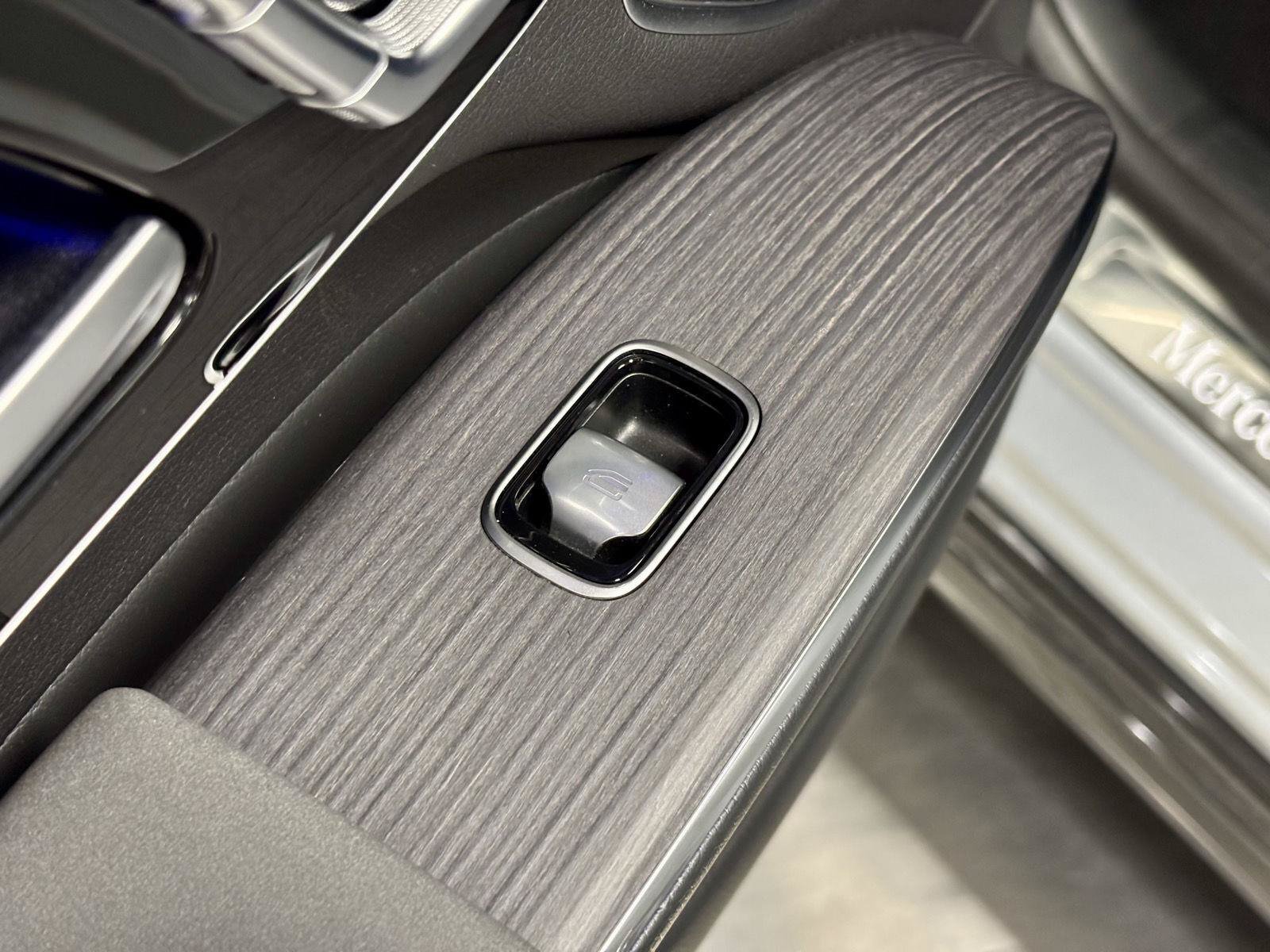 Used 2024 Mercedes-Benz EQS 450+ Sedan image 19