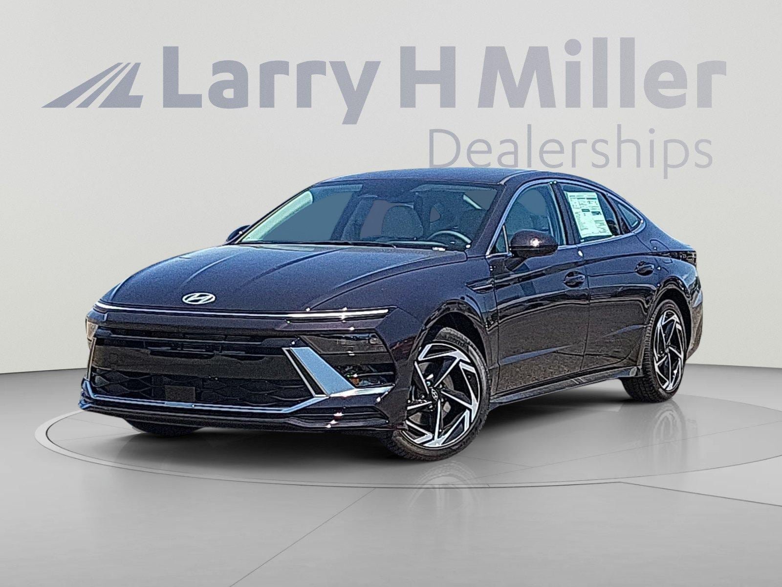 New 2026 Hyundai Sonata SEL FWD image 2