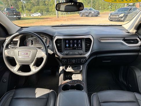 Used 2022 GMC Acadia Denali FWD image 2